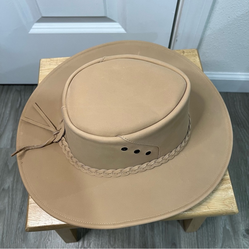 Beige Women's Leather Hat with Braided Detail - Picture 5 of 8